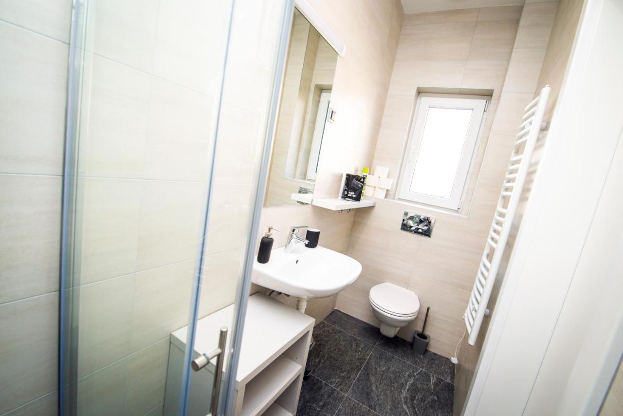 Apartmani Sterija Novi Sad Bagian luar foto